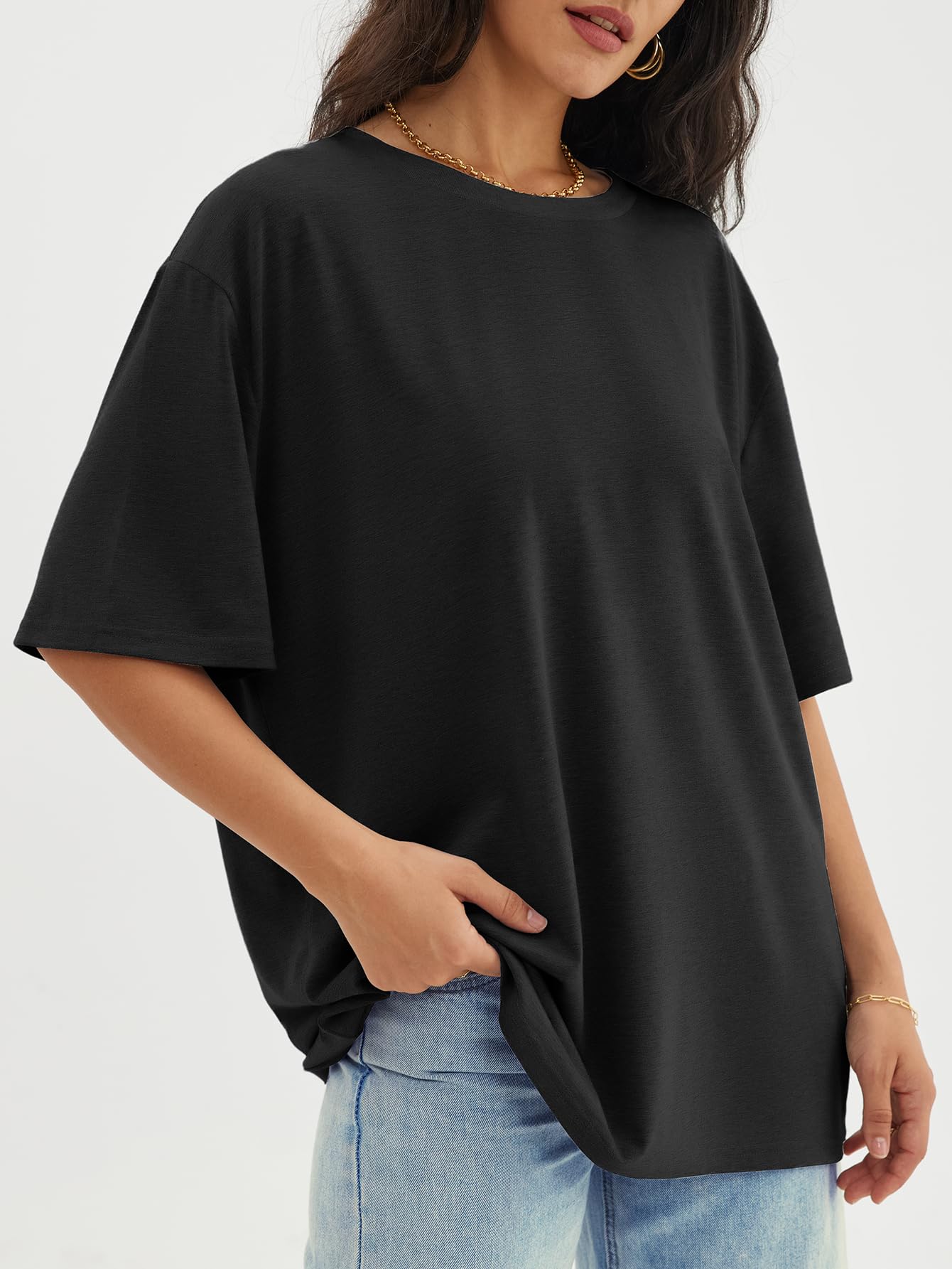 ATHMILE Womens Oversized T Shirts Loose Fit Crewneck Short Sleeve Tops Summer Casual Blouse Y2K 2025 Basic Tee Beach Black